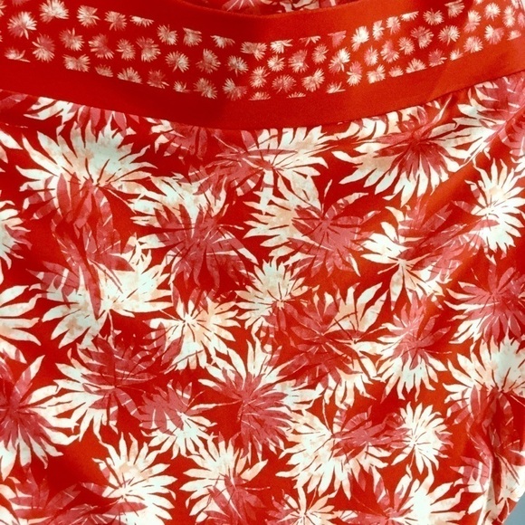 MICHAEL Michael Kors Bandeau Cut Out One Piece Sangria Palm Mix Size 12 NWT - Picture 6 of 7